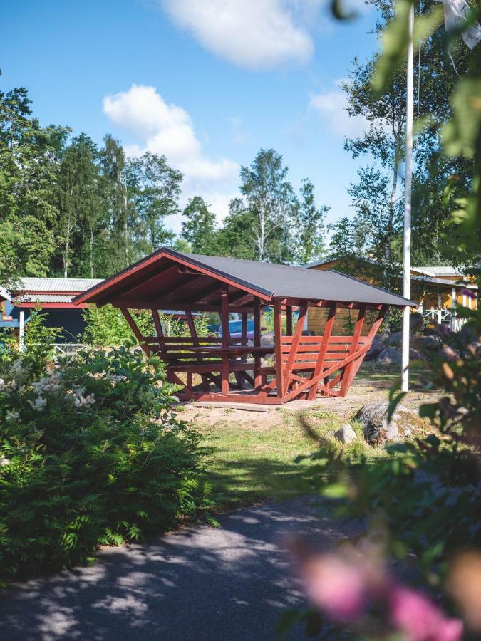 Bjoerkbackens Stugby I Vimmerby Luaran gambar